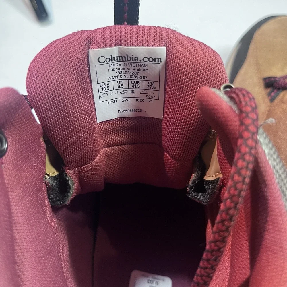 COLUMBIA Womens Hiking boots 10.5 Mount‎ Carmel Mid Waterproof  YL1089-287 EUC